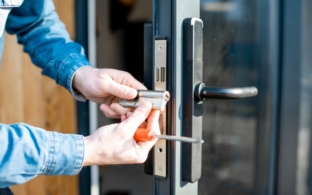 Securing Business Premises: All About Hiring a Commercial Locksmith